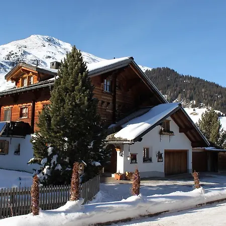 Bed & Breakfast Haus Im *